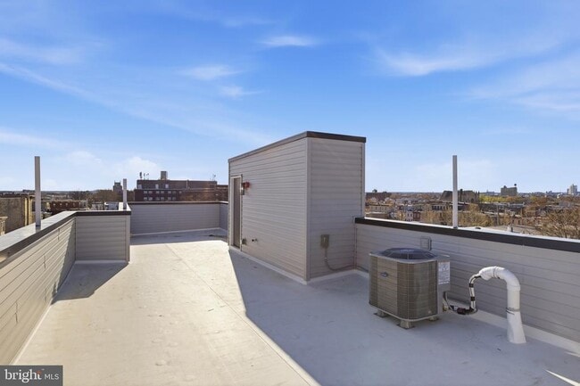 Photo - 2643 N 6th St