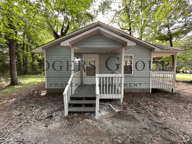 Building Photo - 105 Horsecreek Rd Rental