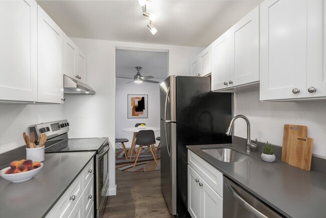 Photo - Wildwood Apartments