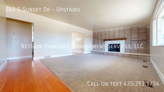 Photo - 643 S Sunset Dr Unit Upstairs