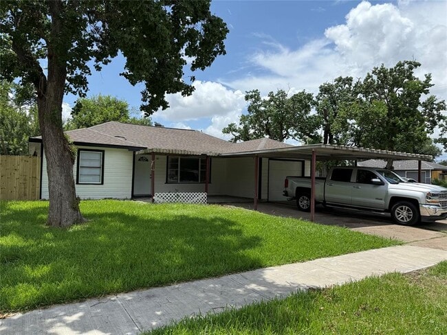Photo - 2402 Rosemead Dr House