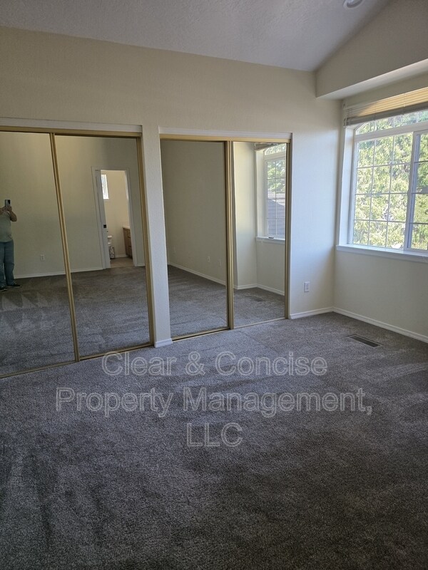 4206 Royal Ave