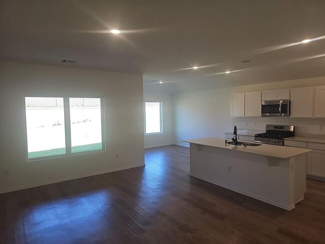 Photo - 1825 Spanish Cedar Ln