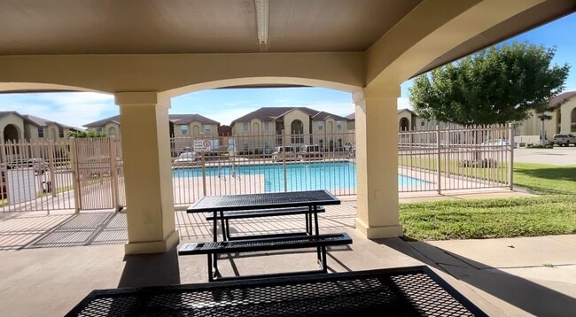 Photo - 9804 Cantera Ct Unidad 28