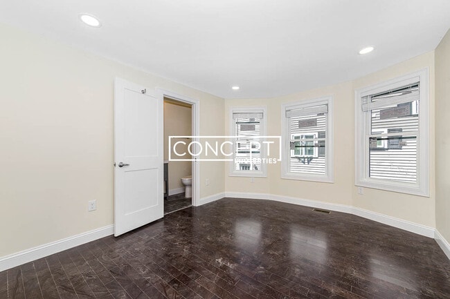 Photo - 68 Stanley Ave Unit 70