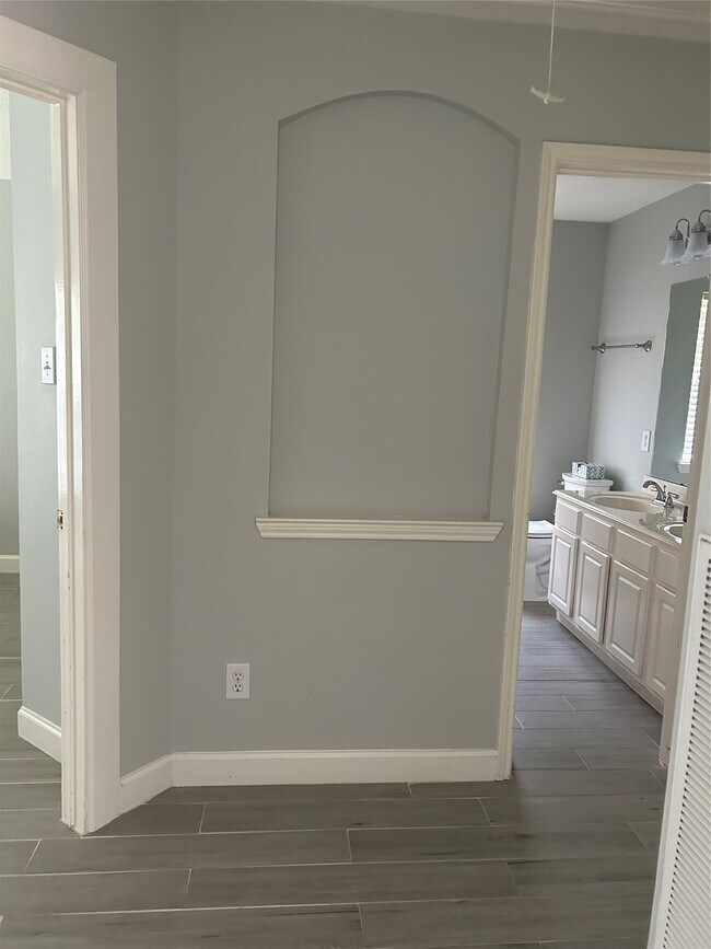 Photo - 18419 Autumn Park Dr