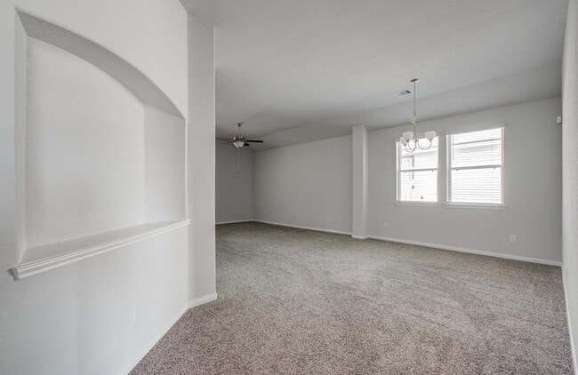 Photo - 2009 Cedar Br Dr