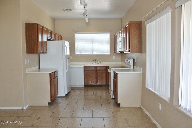 Photo - 13661 W Ocotillo Ln