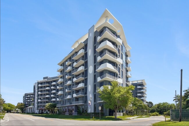Photo - Aura North Miami Beach