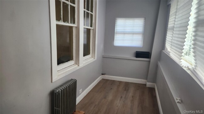 Photo - 75 Ingraham St