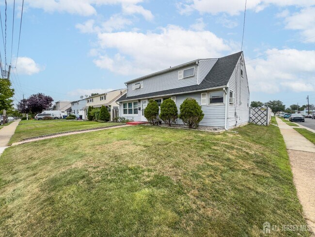 Photo - 66 Hagaman St