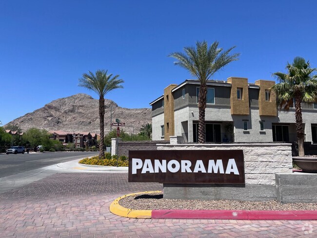 Building Photo - Modern 3-Story Townhome with Strip Views i...