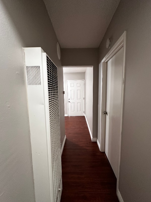 Photo - 409 N Los Robles Ave Unidad 4