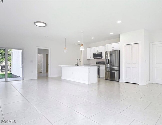 Photo - 829 Wabash St