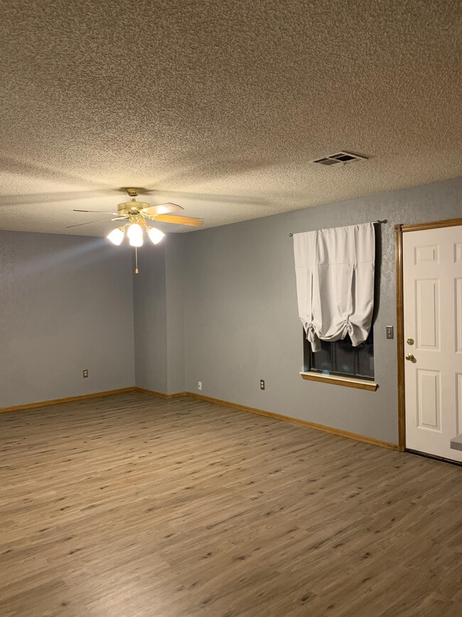 Photo - 649 Fire Light Dr