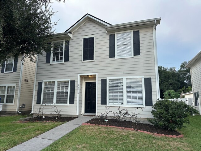 10110 Farrell Dr