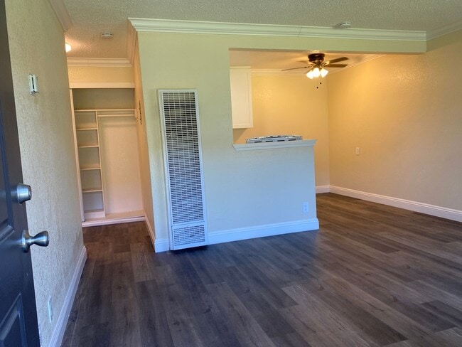 Photo - Welcome to SkyView Villa & Somerset Apartments! Unit 2501-11 D