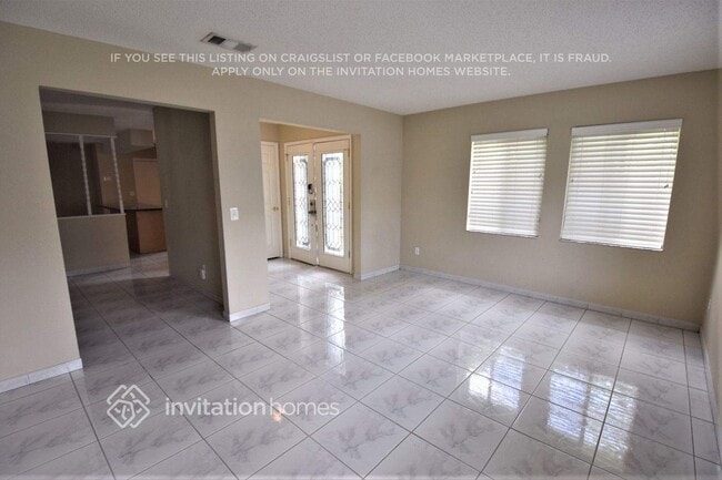 Photo - 218 Chutney Dr