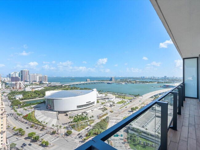 Photo - 398 NE 5th St Unidad ID1240633P