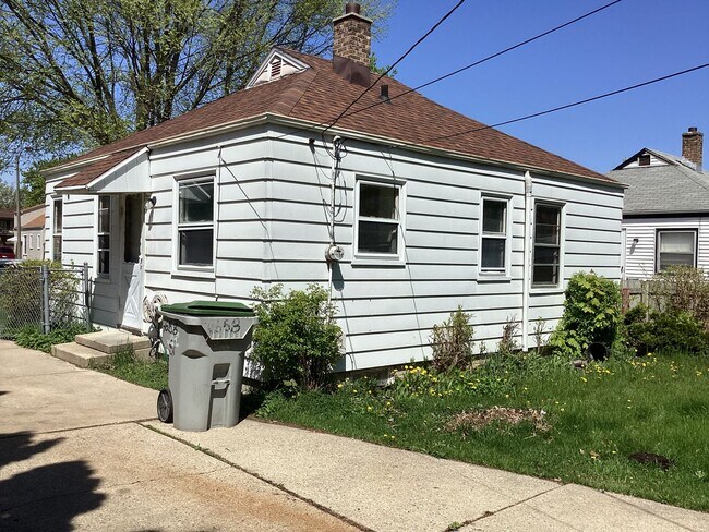 Photo - 2 Bedroom Single Family Home With Detached Garage