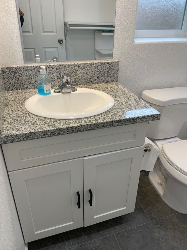 Building Photo - 1729 Bullard Ave.