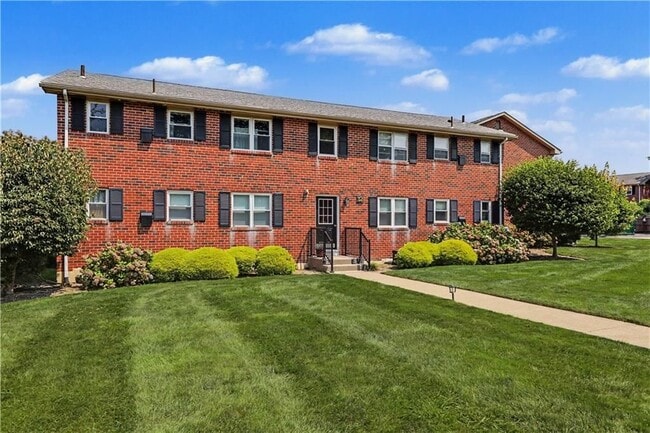 Building Photo - 70 Carroll Ave Unit 1209