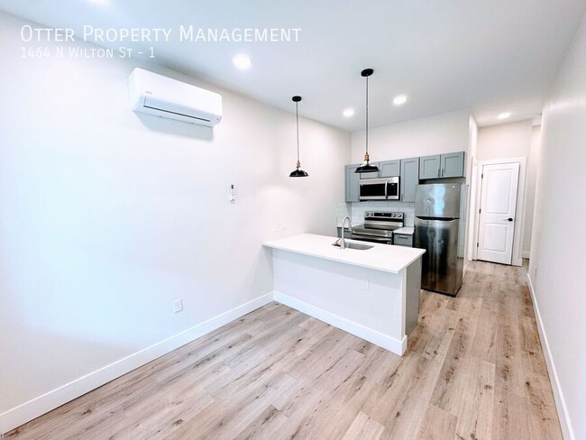 Photo - 1464 N Wilton St Unit 1