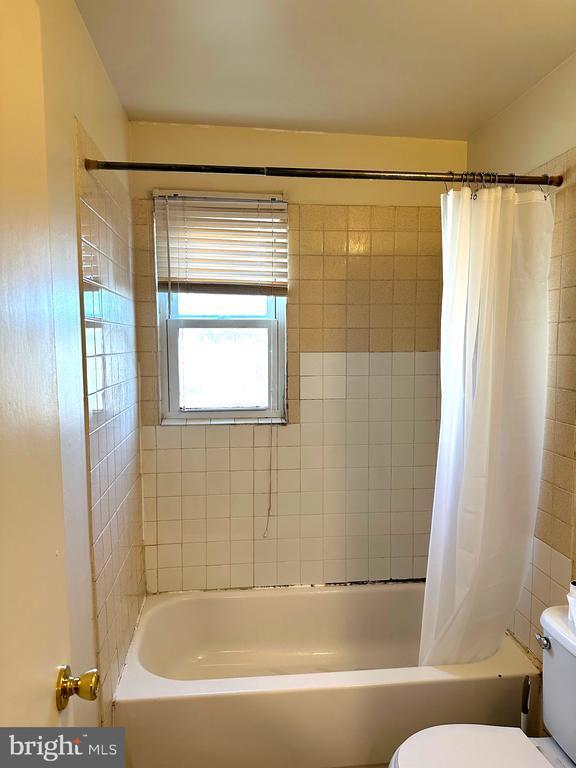 Photo - 217 W Fifth St Unidad 2