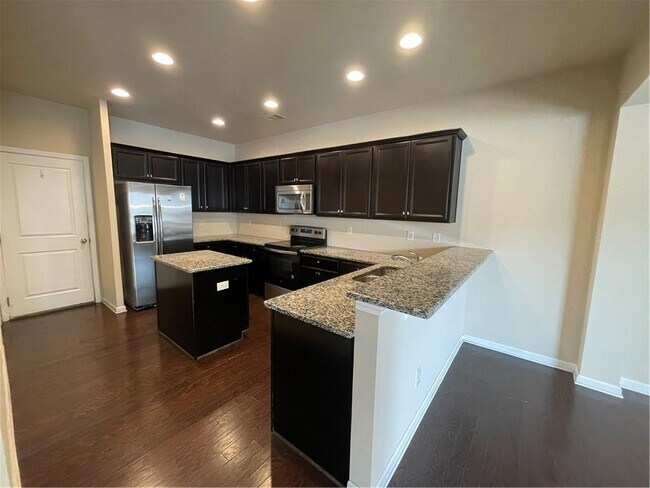 Photo - 1269 Brookmere Way