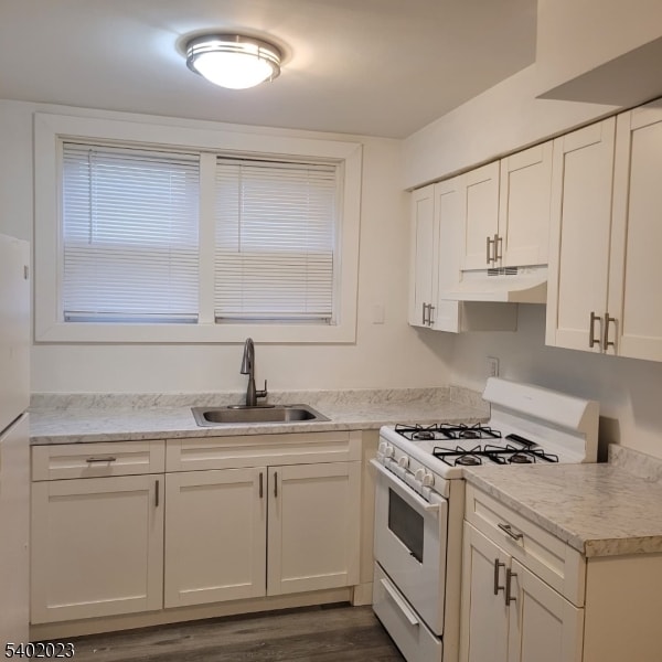 Building Photo - 626 Clarkson Ave Unit 2