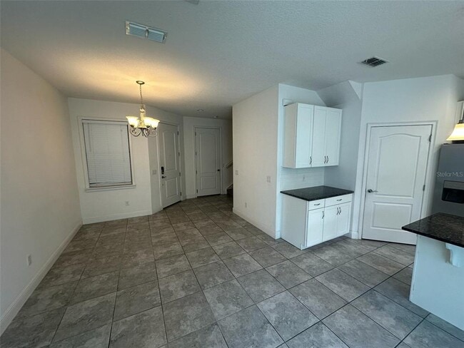 Photo - 14092 Millington St