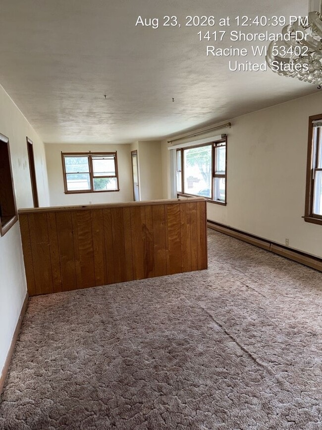 Photo - 1417-1419 Shoreland Dr. Unit 1419-Upper