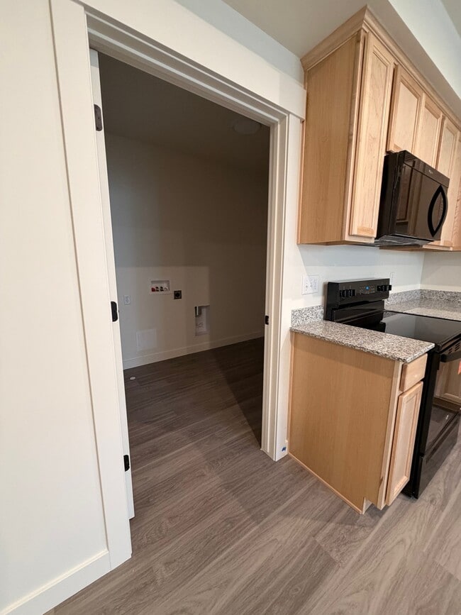 Photo - 5204 S Century Wy