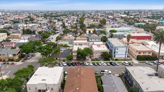 Photo - 736-752 Olive Avenue