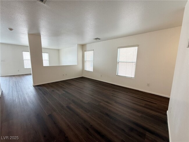 Photo - 6228 Mercer Valley St