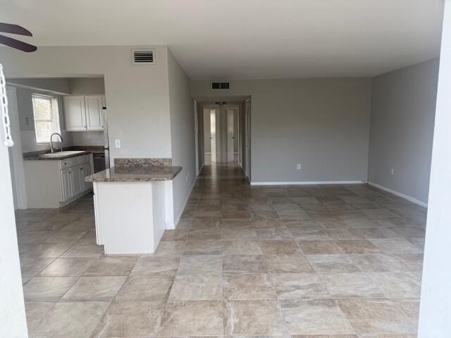 Photo - 325 Ocean Breeze Unit 2