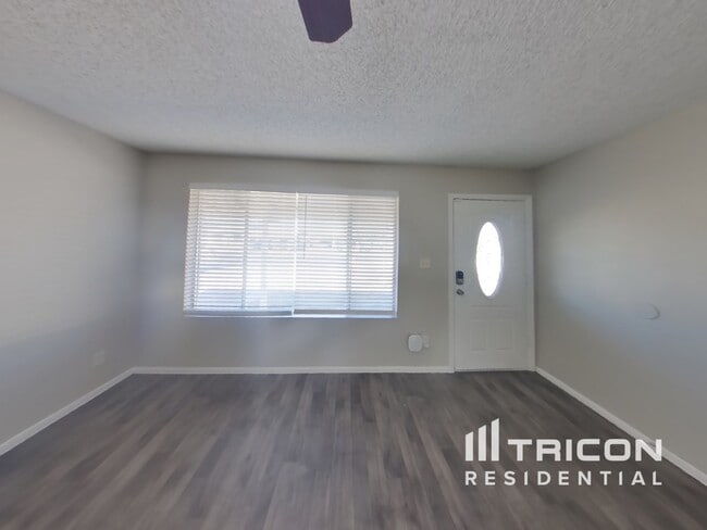 Photo - 7475 W Beryl Ave