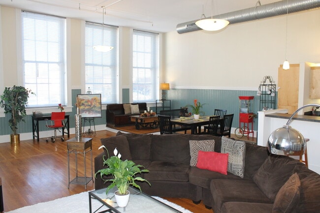 Photo - Odd Fellows Building