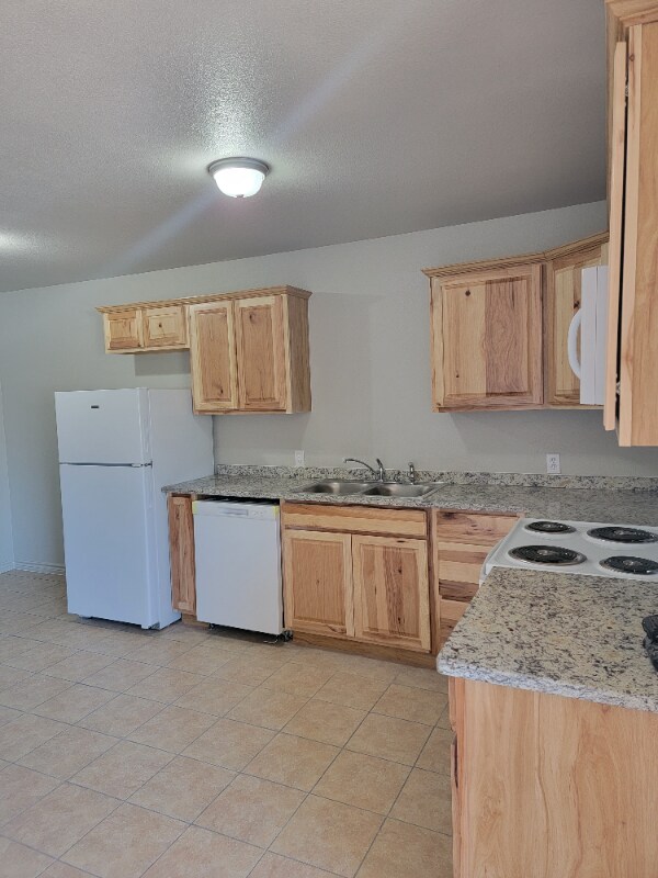 Photo - 136 Private Rd