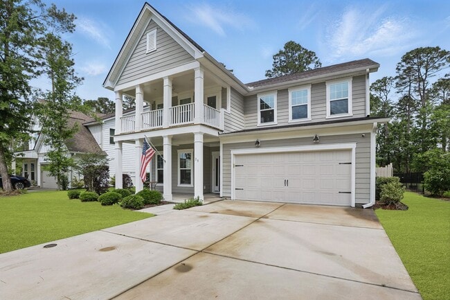 Photo - Spacious 5 Bedroom Home in Richmond Hill’s...