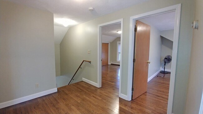 Photo - 136 Walnut St Unit 2