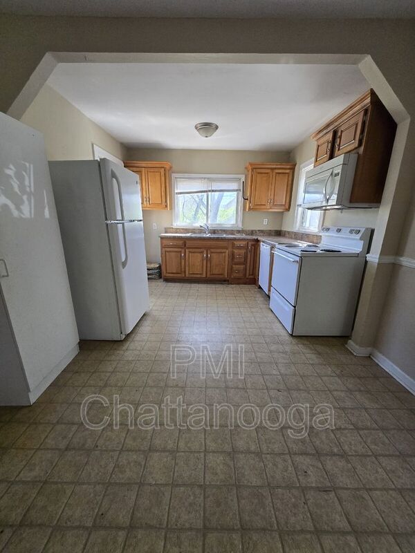 Photo - 3202 Wood Ave