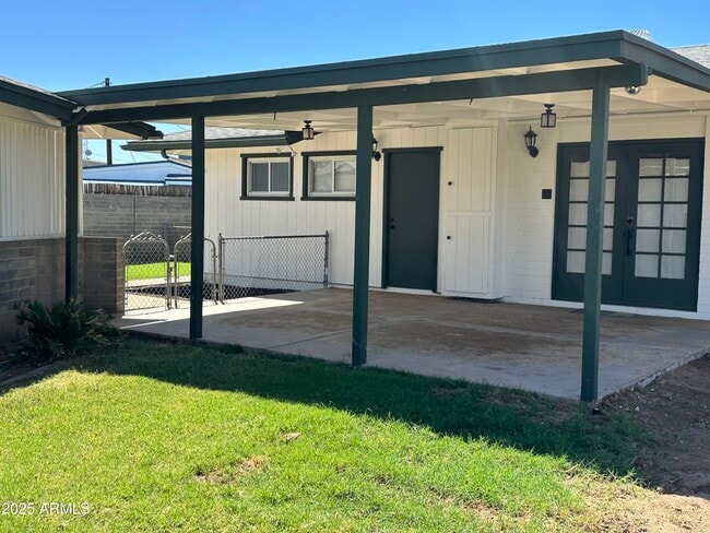 Photo - 1917 W Ashland Ave