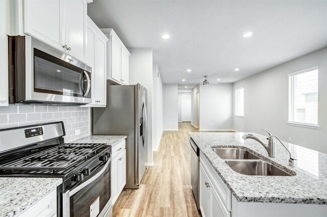 Photo - 9304 Colonial Bent Pl