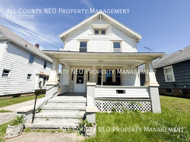Building Photo - 859 Brown St Unit Up