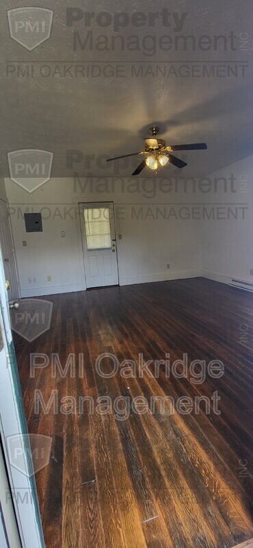 24B N Mulberry St