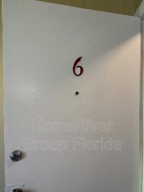 Photo - 11600 Mendel Dr Unidad Apt 6