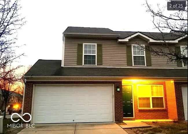 Photo - 4233 Carson Ln