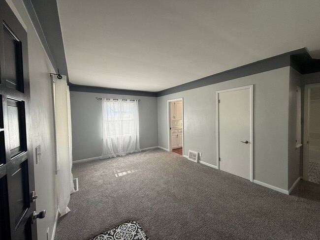 Photo - Beautifully Updated 2 Bed, 1 Bath Home for Rent – Great Location Near US-131