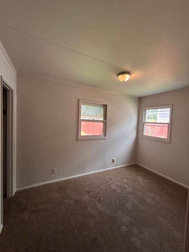 Photo - 3024 Holton Ave